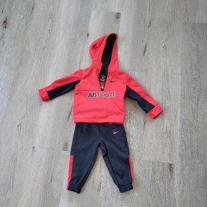 NIKE Baby Just Do It Hooded Tracksuit Black & Red Size 12 Months